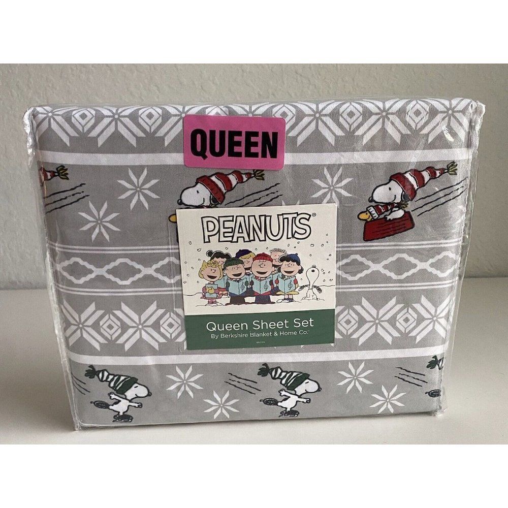 Peanuts Snoopy Sledding Ice Skating Winter Queen‎ Size Super Soft Sheet Set NEW